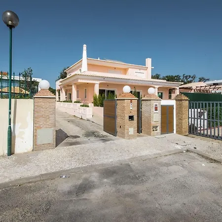 Villa V7 Bastos By Interhome *