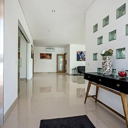 Villa V7 Bastos By Interhome *