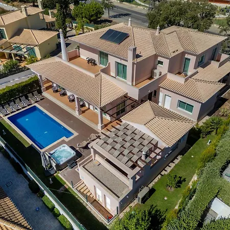 V8 Bastos - Vip By Interhome