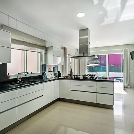 V8 Bastos - Vip By Interhome Willa Albufeira